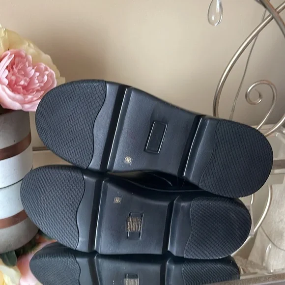 New Saint G Black Leather Heather Bootie - Picture 7 of 8